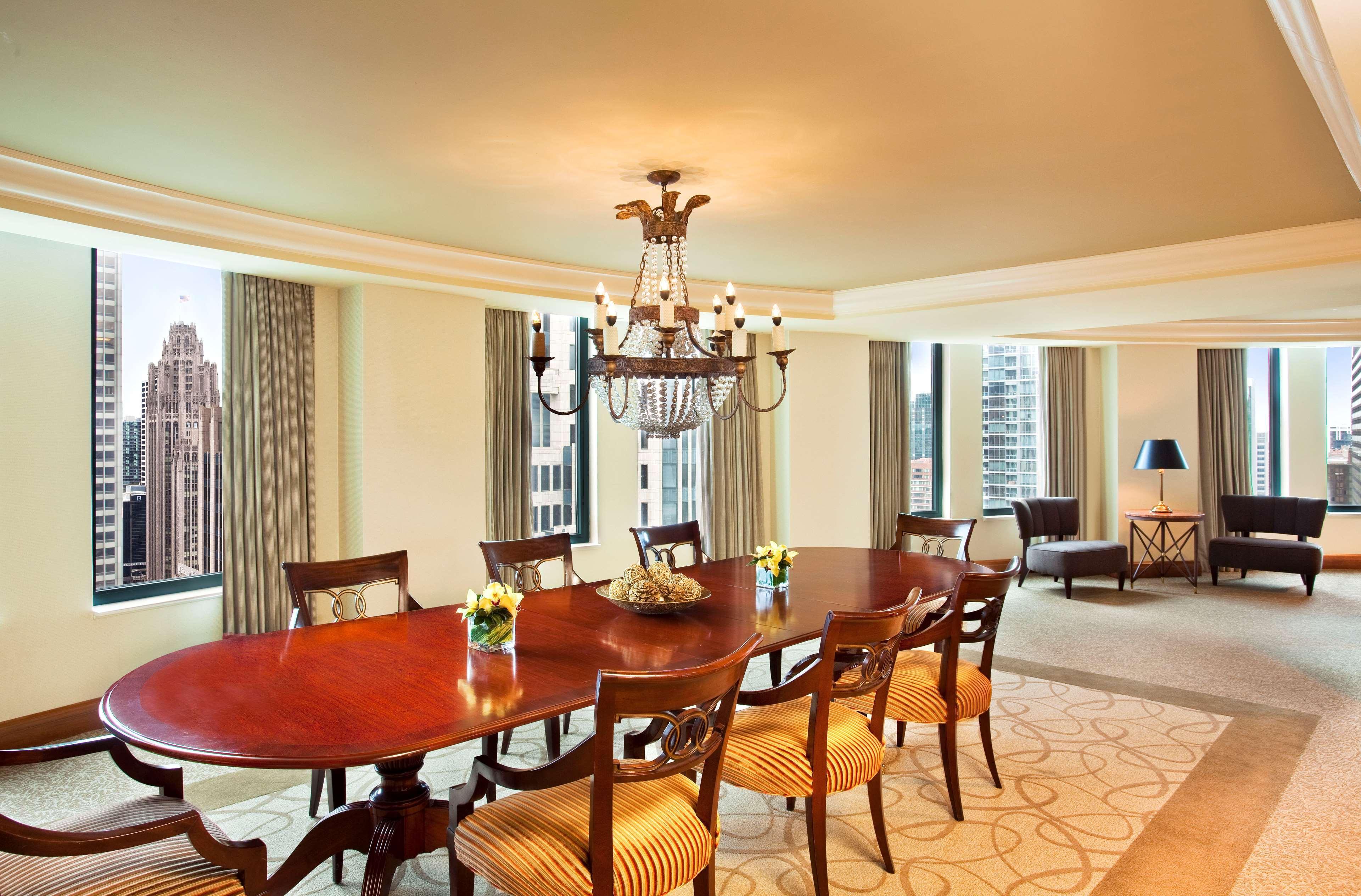 Sheraton Grand Chicago Riverwalk Eksteriør billede