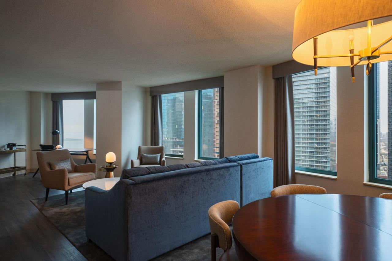 Sheraton Grand Chicago Riverwalk Eksteriør billede