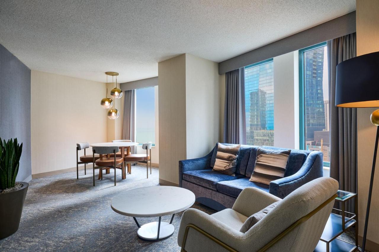 Sheraton Grand Chicago Riverwalk Eksteriør billede