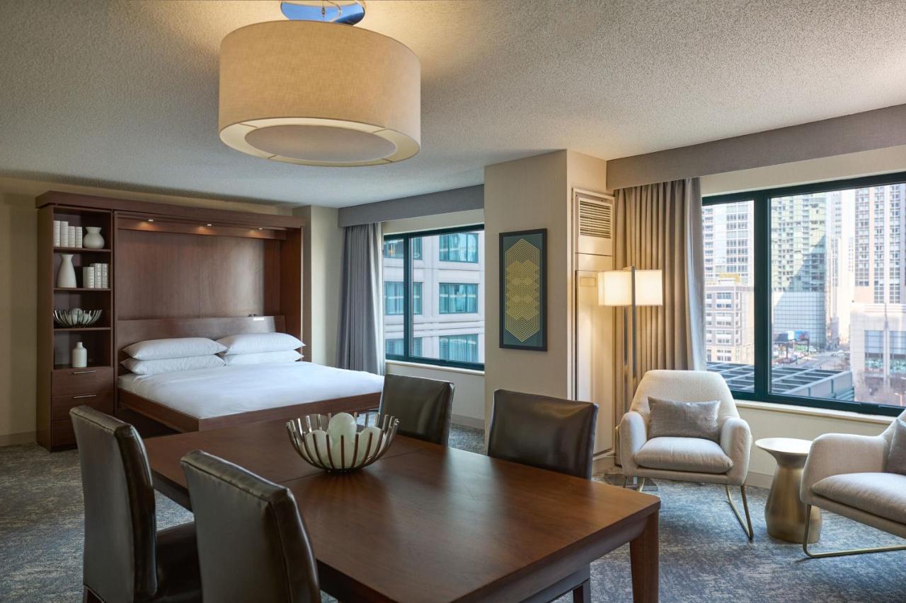 Sheraton Grand Chicago Riverwalk Eksteriør billede